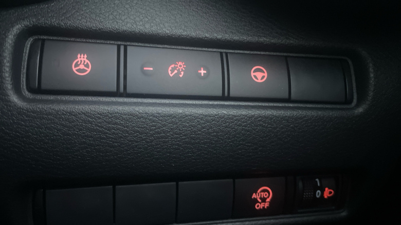 Nissan Juke 1.0 DiG-T 114 Tekna 5dr DCT Petrol Hatchback